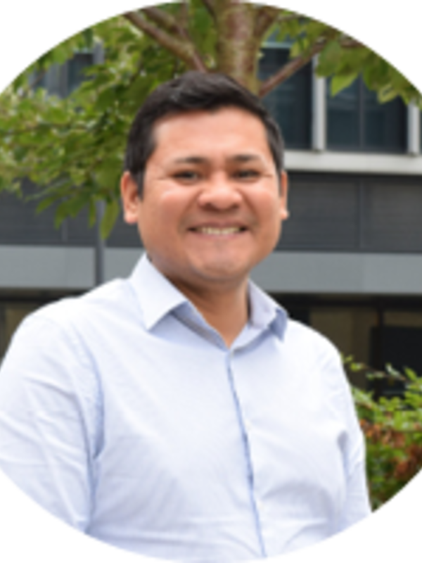 Dr Danny Murguia