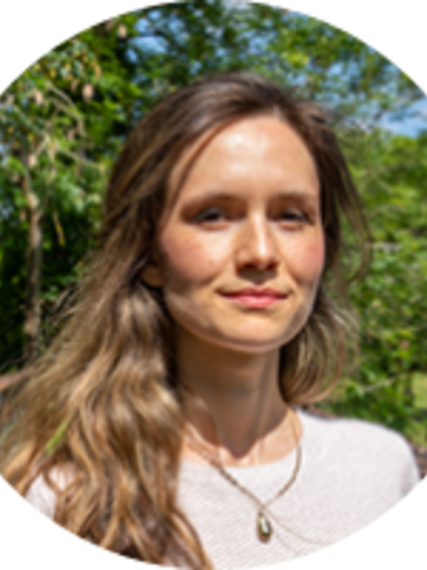 Dr Olivia  Remes