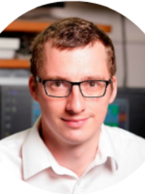 Dr Sam Stanier