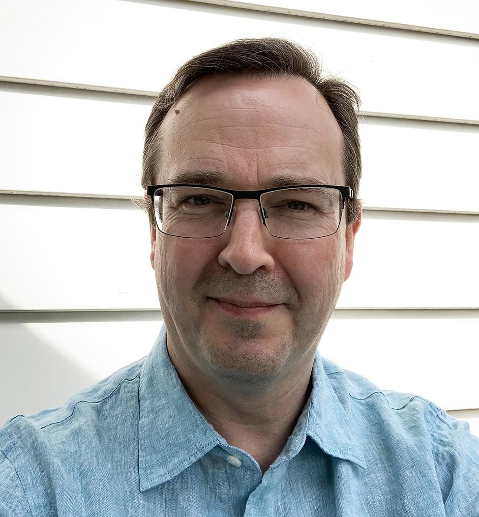 Dr Gavin Davies Dr Gavin Davies